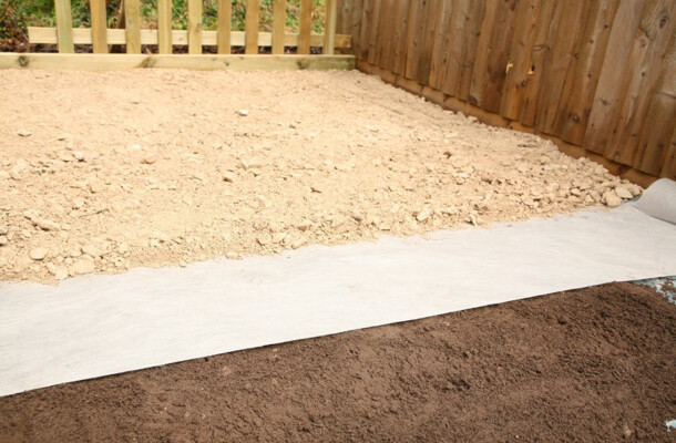 Trennvlies unter Schotter