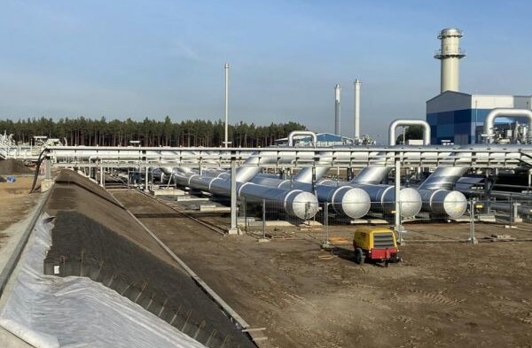 Hangbefestigung an Firmengelände