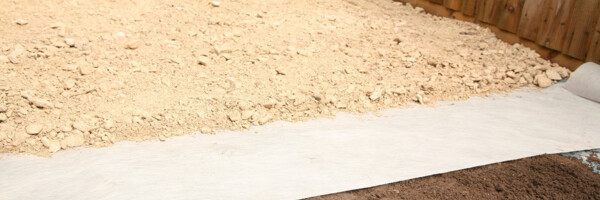 Trennvlies unter Schotter