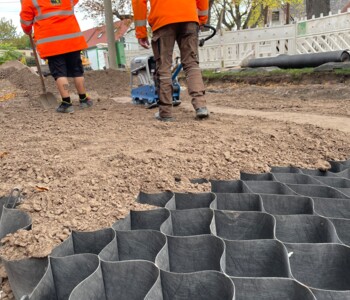 Halb verfüllte Terram Geozellen