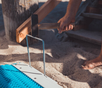 Verbindungsprofil für Strandmatte zur Befestigung mit Haken