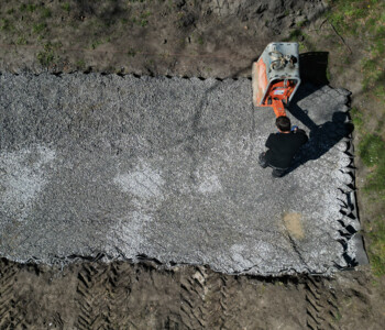 Teilstück Wurzelbrücke gefüllt