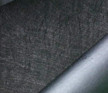 Nahaufnahme vom Material und Struktur der Rootguard Plus Wurzelsperre