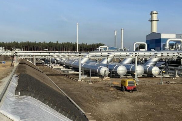 Hangbefestigung an Firmengelände